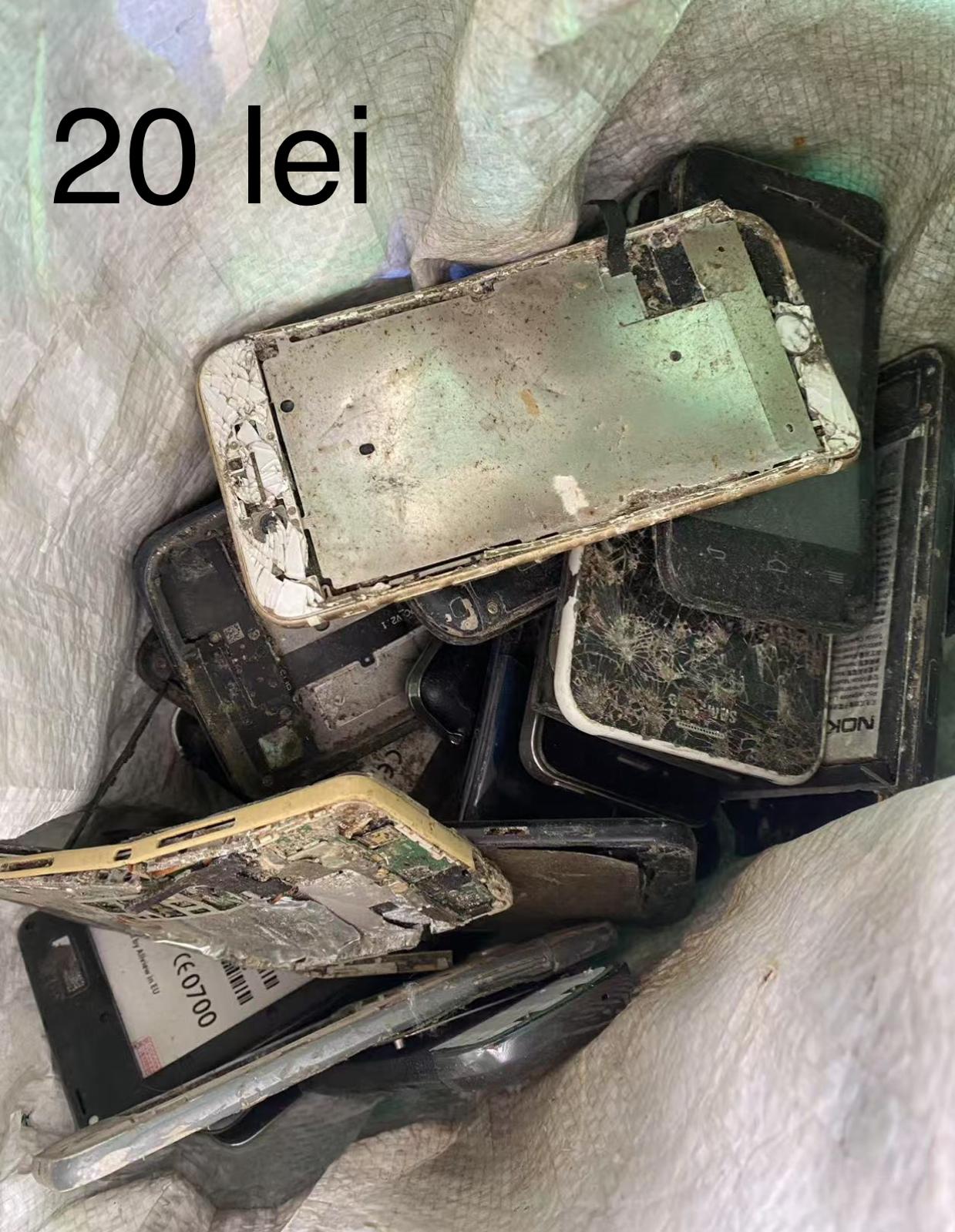 Telefoane - exemplu pret 20 lei